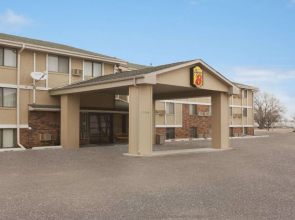 Super 8 Sioux Falls Near Convention Center