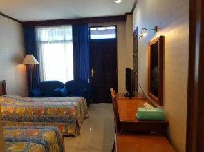 Hotel Efita