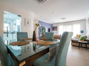 Urban Pumpkin 2-bedroom Apartment, Lekki Phase 1