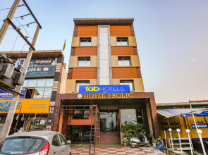 Fabhotel Frolic