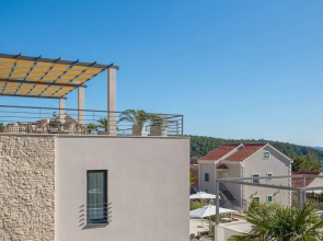 Luxury Villa Juliet with Heated Pool