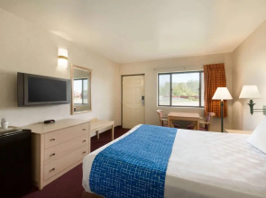 Travelodge Niagara Falls