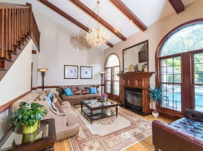 Pleasanton Courtyard B&B