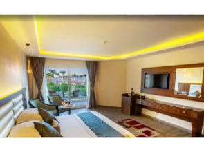 Pickalbatros Royal Moderna Resort