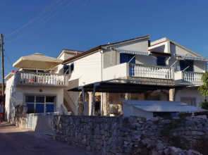 Boutique Apartment in Pirovac With Terrace
