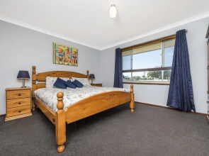 Back Beach Retreat - Pet Friendly
