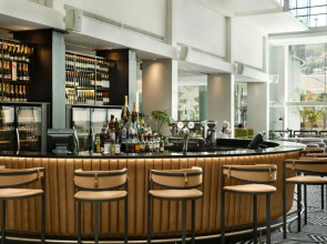 The Capital 15 on Orange Hotel & Spa