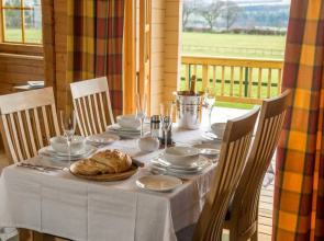 Stable Lodge