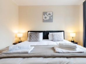 Velvet 1-bedroom Apartment With Balcony, Hoddesdon