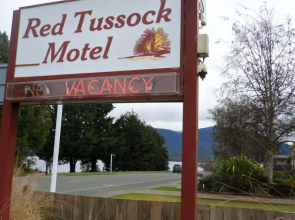 Red Tussock Motel