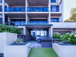 Aqua Promenade Beachfront Apartments