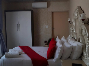 Arabela Legacy Lodge