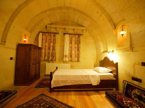 Vineyard Cave Hotel
