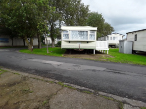3 bed Caravan Suzie 1,10 Mins From Beach Suzie 1