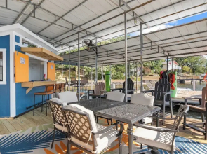Lake Home Oasis - Sleeps 18