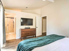 2 Mi to Coachella: Indio Getaway w/ Outdoor Oasis!