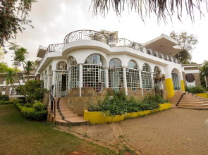 CJ Party House