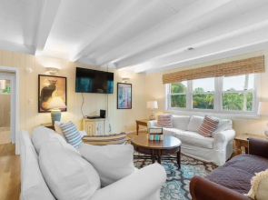 612 E Ashley - Shore Beats Work - 4 Bedrooms