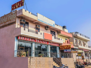 Hotel Hans By OYO Rooms