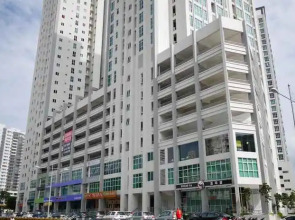 Straits Garden Georgetown Penang by DD Condominium