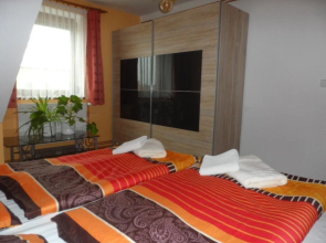 Penzion a restaurace U Třeboňského kola