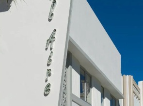 Kenmore Village Hotel, South Beach