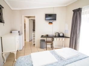 Little Rose Guesthouse  Self Catering