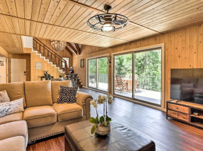 Spacious Lake Arrowhead Cabin w/ Jacuzzi Spa!