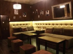 Rynek 6 retro pub & hostel