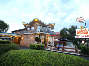 Countryman Motor Inn