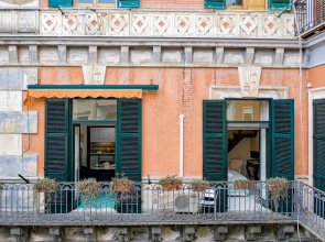 Upscale Central Amalfi Apartment In 19th-century Building