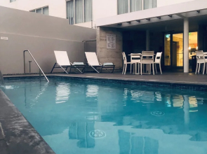 Royal Delonix Hotel