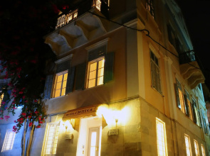 Hotel Omiros