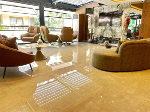 Sam Hotel