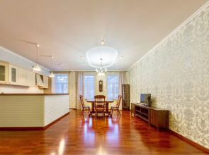 Апартаменты «hth24 на Владимирском пр-те»