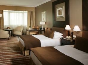 Отель Swissotel Al Murooj Dubai