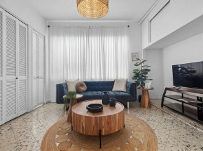 Otium Rentals Historic and Vibrant Apartment