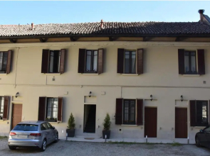 R & A Minerva Suites