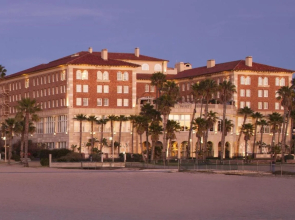 Casa Del Mar