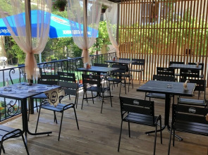 Guest House Panorama