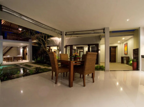 Villa Seratus