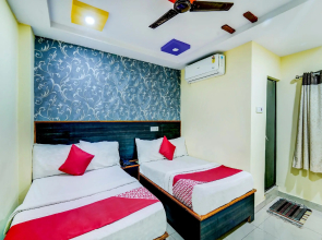 Oyo 66090 Hotel At Home Grand