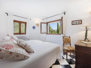 Can Punxa Dalt - Traditional Villa with Heatable Pool