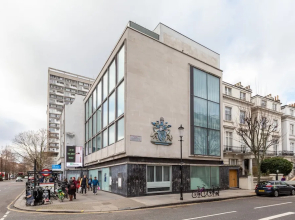 Beautiful 2 Bedroom Garden flat