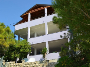 Apartments Smokvica I
