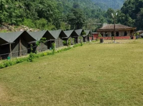 Hideaway By Bull Adventure Camp