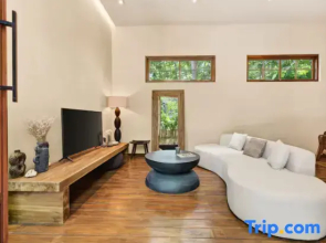 Villa Lucia Tropical 2BR Private Pool in Uluwatu - A Luxury Private Villa By Balinest Villas