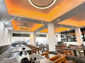 K7 Hotel & Restaurant