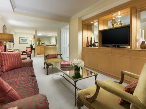 The Michelangelo Hotel