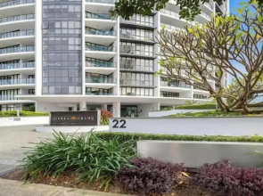 Broadbeach Skyline 3 Bedroom Retreat